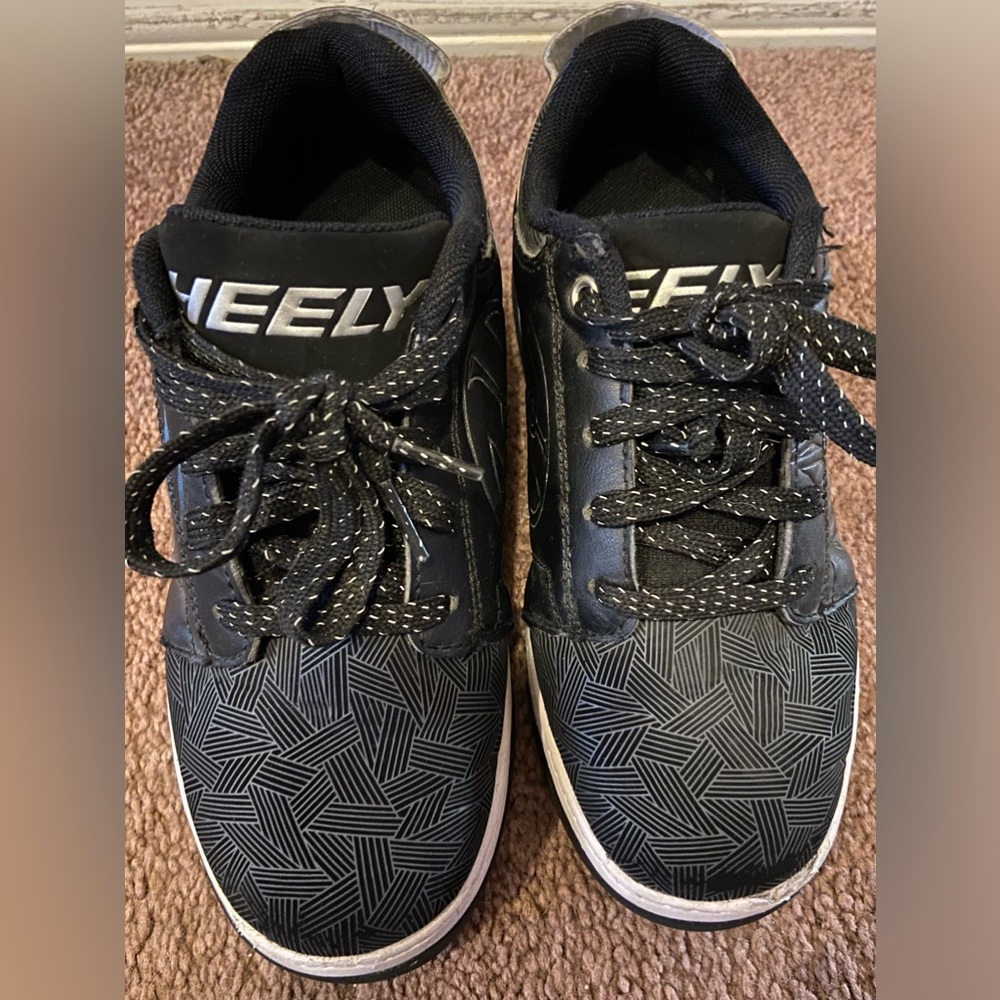 Youth Heelys Brand Black Panther Heelies 4